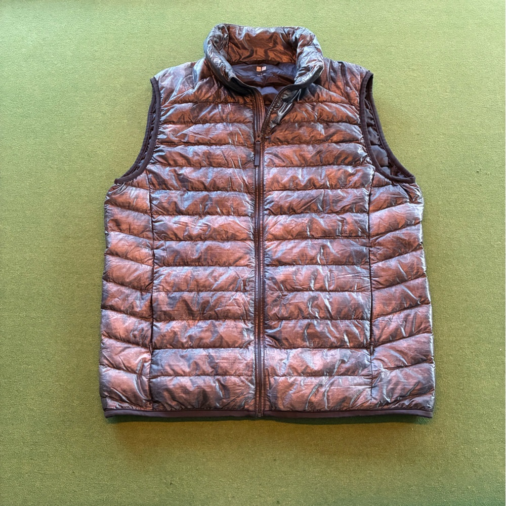 Uniqlo Unisex Ultra Light Down Navy Puffer Vest Large Lightweight Packable Warm